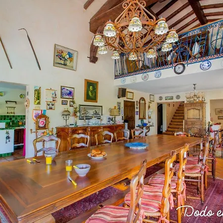 Warm House With Swimming Pool And Garden - Dodo Et Tartine