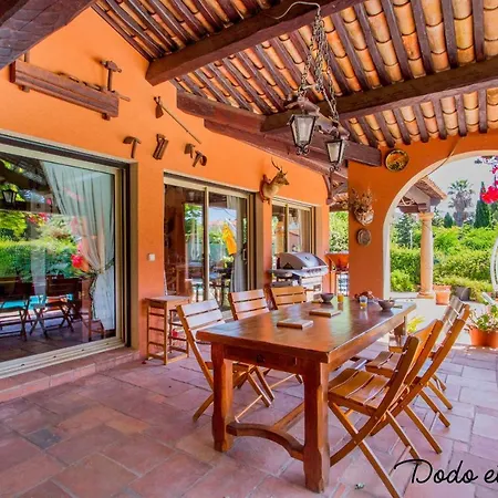 Villa Warm House With Swimming Pool And Garden - Dodo Et Tartine *